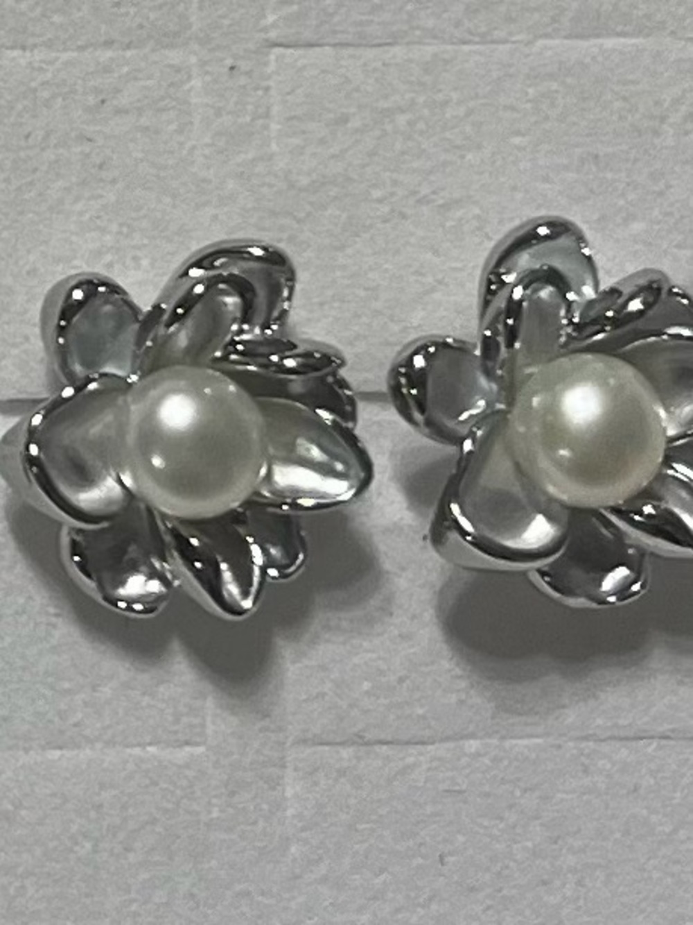 Classic Silver Floral Pearl Stud Earrings - White Pearl